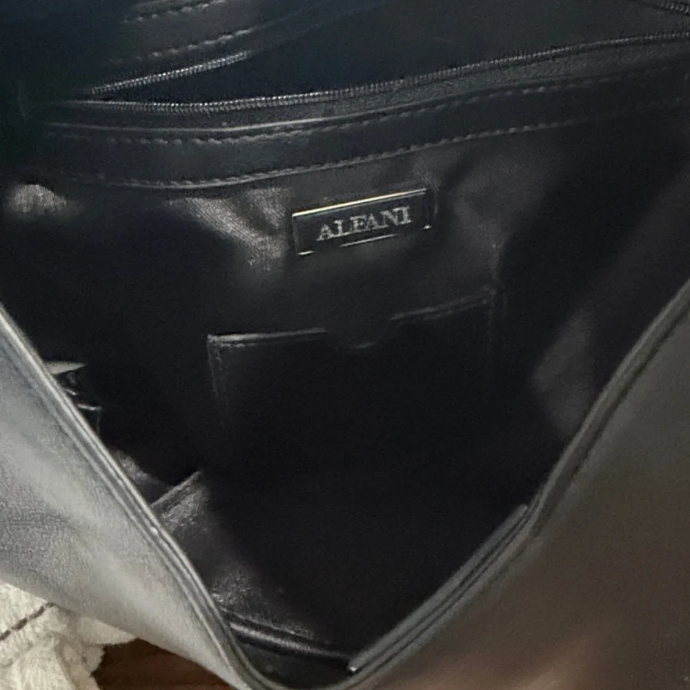NWT Elegant Alfani Black and Snakeskin Women's Hobo Bag